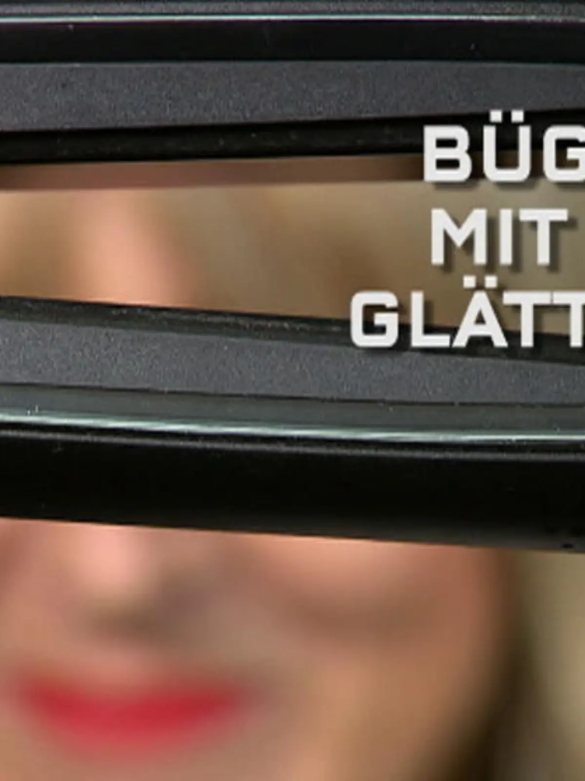 Bild zu: "Bügeln mit dem Glätteeisen"