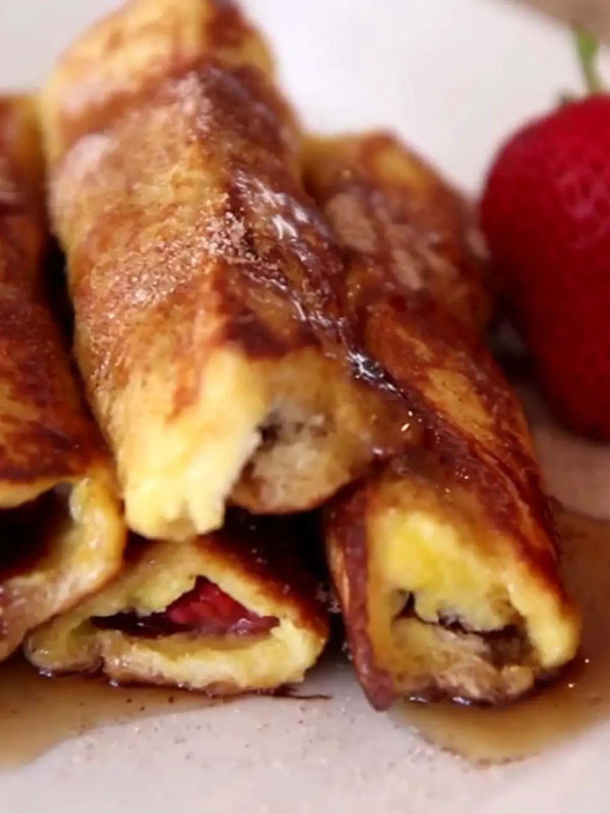 Bild zu: "French Toast Roll Ups"