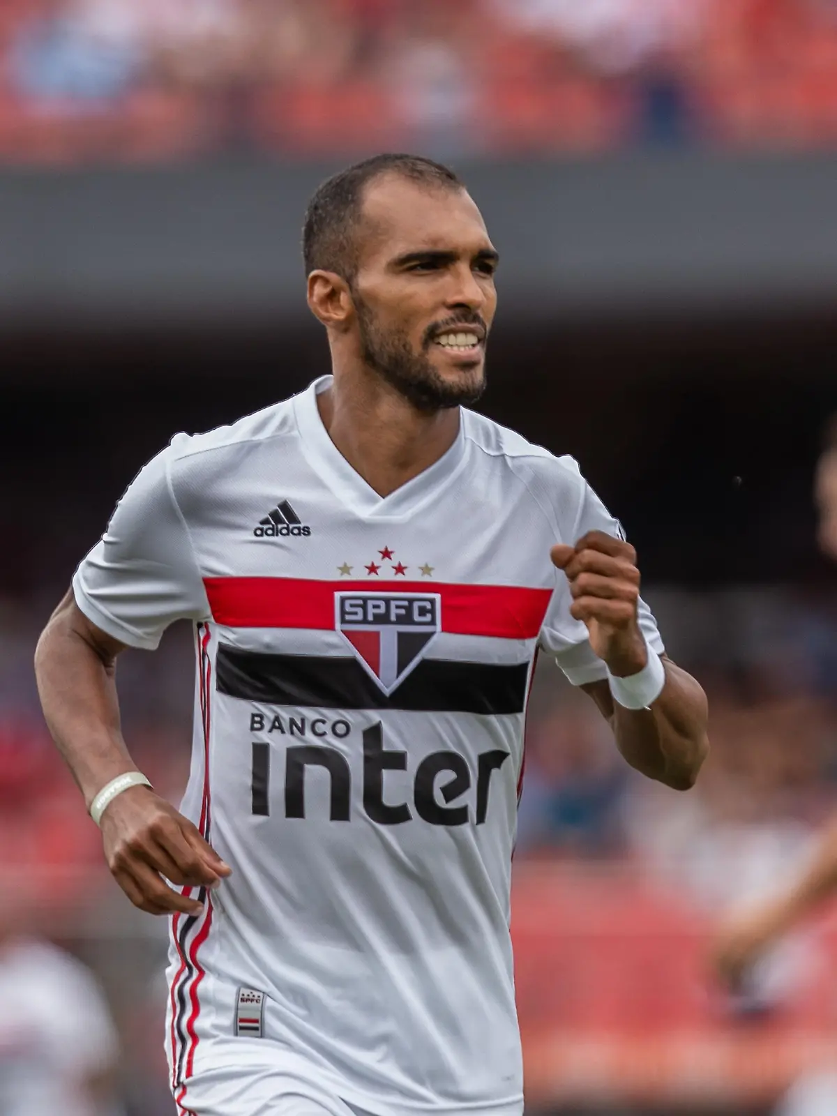Legends Cup SO PAULO, SP - 15.12.2019: LEGENDS CUP - Richarlyson, a match for Sao Paulo. Legend s Cup is played for the first time in Brazil, at Morumbi Stadium. The soccer competition was attracted by players who made history in the clubs Sao Paulo, Bayer de Monique, Borussia Dortmond and Barcelona. The sports tournament took place on the afternoon of Sunday, December 15, 2019. Photo: Van Campos/Fotoarena x1847420x PUBLICATIONxNOTxINxBRA VanxCampos