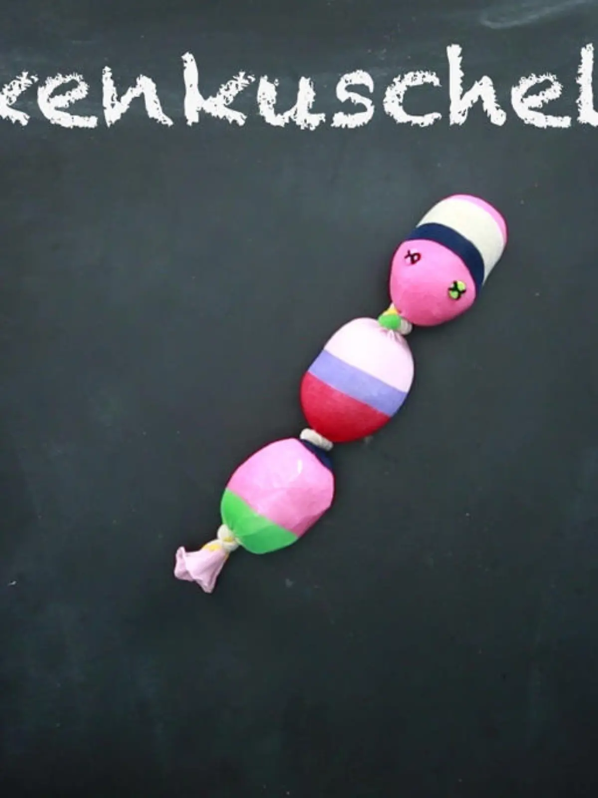 Bild zu: "Sockenkuscheltier selber basteln"