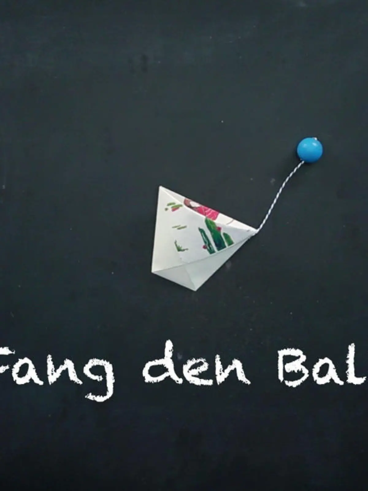 Bild zu: "Spiel selber basteln: Fang den Ball!"