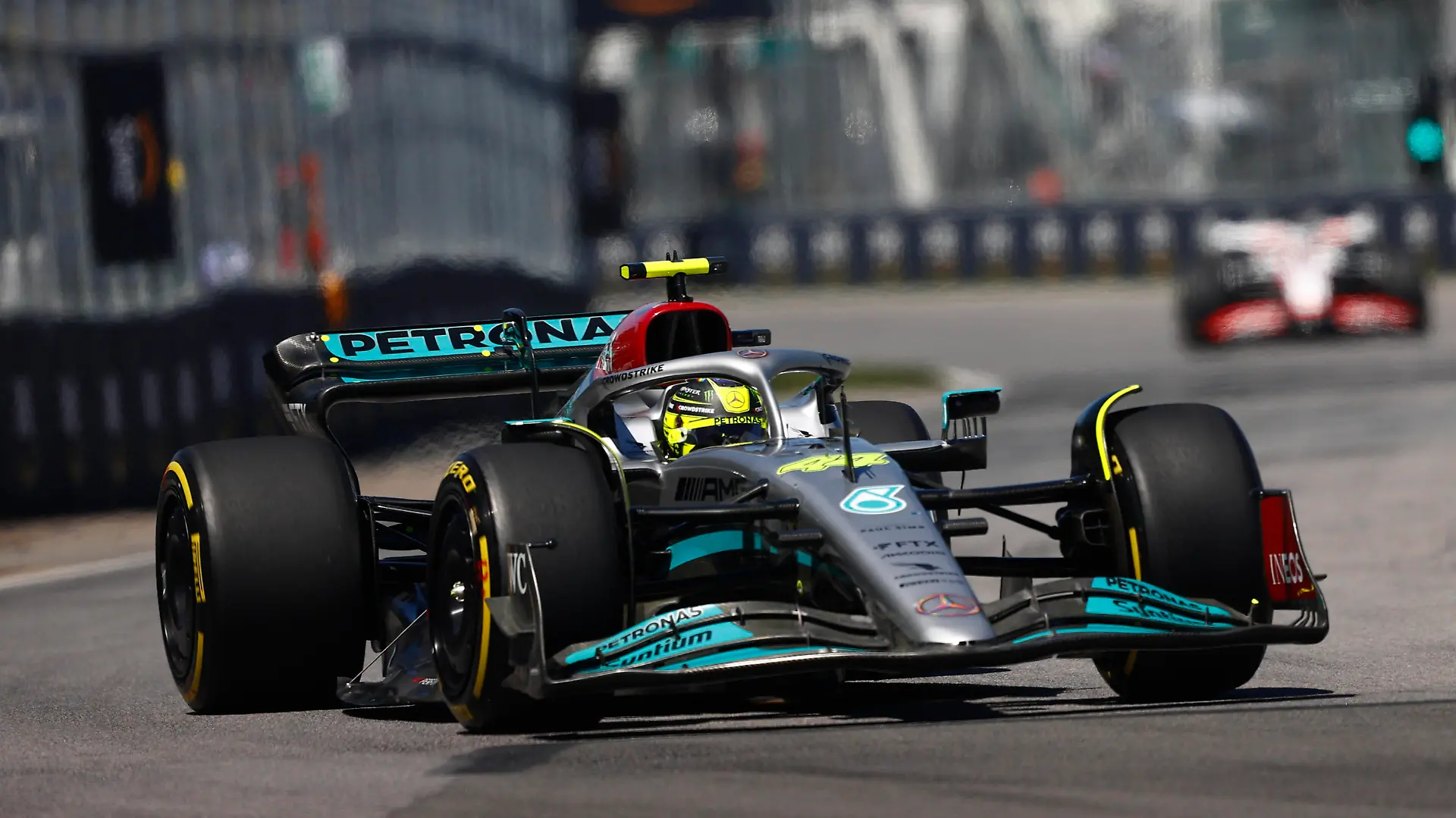 Sport Themen der Woche KW24 Formula 1 2022: Canadian GP CIRCUIT GILLES-VILLENEUVE, CANADA - JUNE 19: Sir Lewis Hamilton, Mercedes W13 during the Canadian GP at Circuit Gilles-Villeneuve on Sunday June 19, 2022 in Montreal, Canada. Photo by Andy Hone / LAT Images Images PUBLICATIONxINxGERxSUIxAUTxHUNxONLY GP2209_130715_ONZ9055