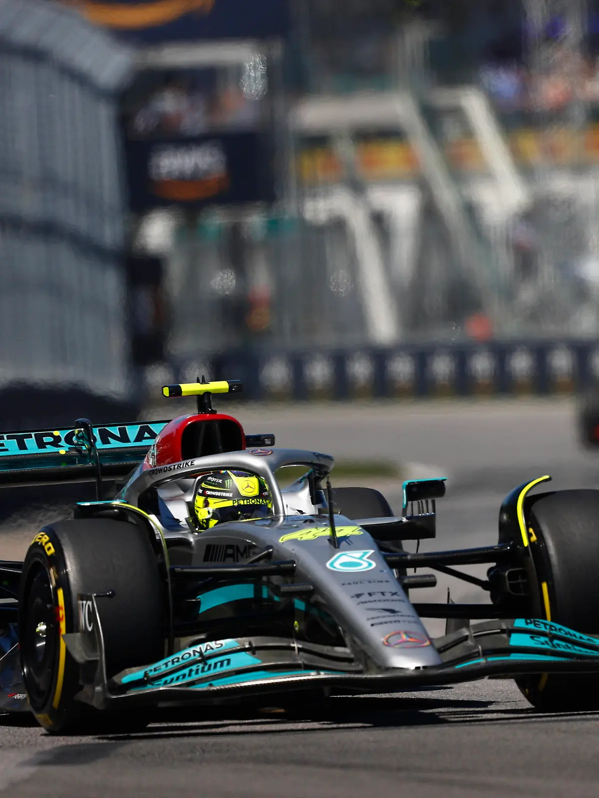 Sport Themen der Woche KW24 Formula 1 2022: Canadian GP CIRCUIT GILLES-VILLENEUVE, CANADA - JUNE 19: Sir Lewis Hamilton, Mercedes W13 during the Canadian GP at Circuit Gilles-Villeneuve on Sunday June 19, 2022 in Montreal, Canada. Photo by Andy Hone / LAT Images Images PUBLICATIONxINxGERxSUIxAUTxHUNxONLY GP2209_130715_ONZ9055