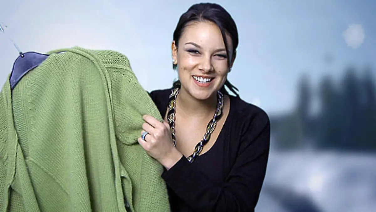 Besondere Fundstücke aus Jasmins Garderobe Janina verlost Tolles aus Jasmins Kleiderschrank