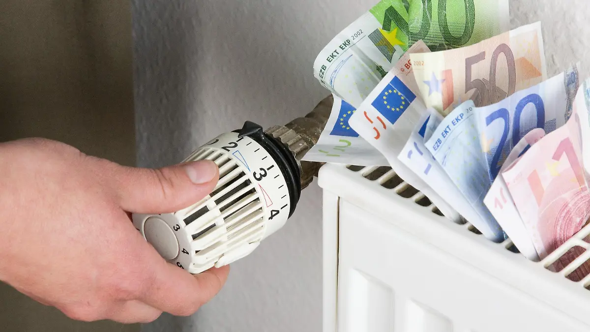Zum Themendienst-Bericht von Stephanie Hoenig vom 24. September: Da steckt Potenzial drin: Eine optimal eingestellte Heizungsanlage spart Geld. (Die Veröffentlichung ist für dpa-Themendienst-Bezieher honorarfrei.) Foto: Kai Remmers