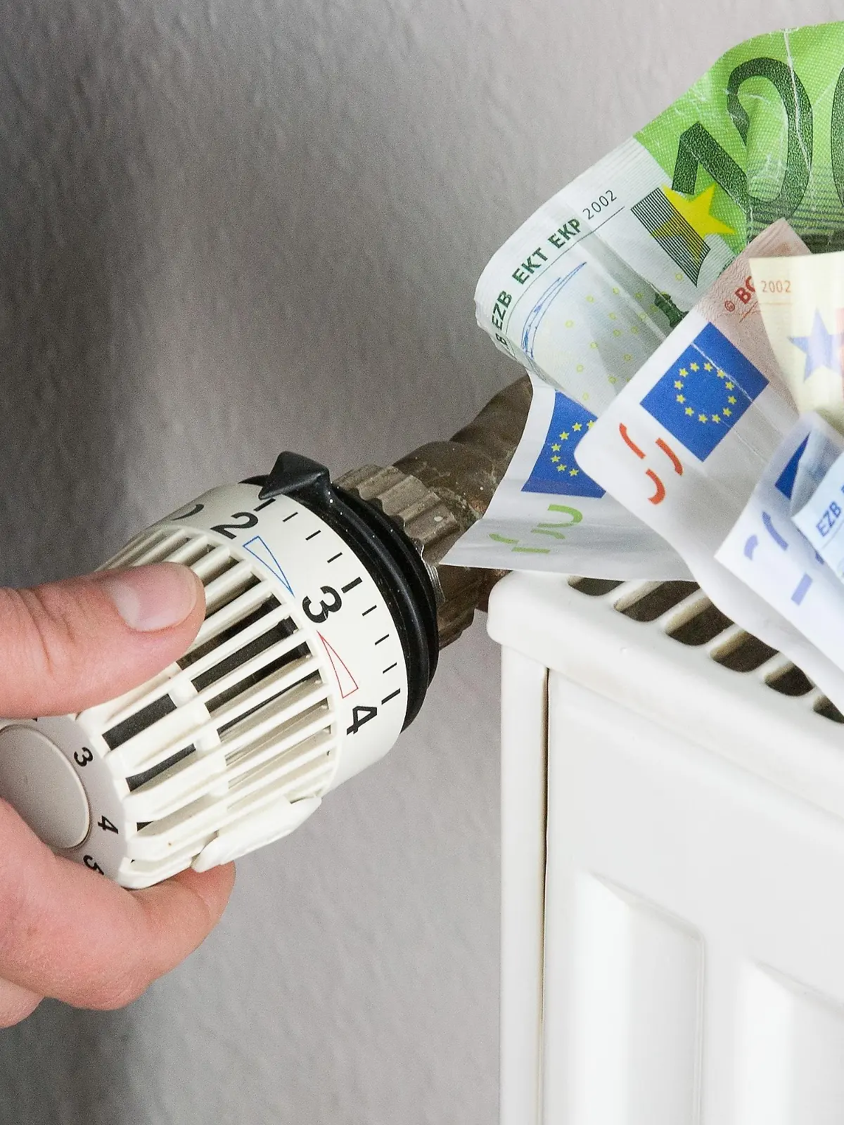 Zum Themendienst-Bericht von Stephanie Hoenig vom 24. September: Da steckt Potenzial drin: Eine optimal eingestellte Heizungsanlage spart Geld. (Die Veröffentlichung ist für dpa-Themendienst-Bezieher honorarfrei.) Foto: Kai Remmers