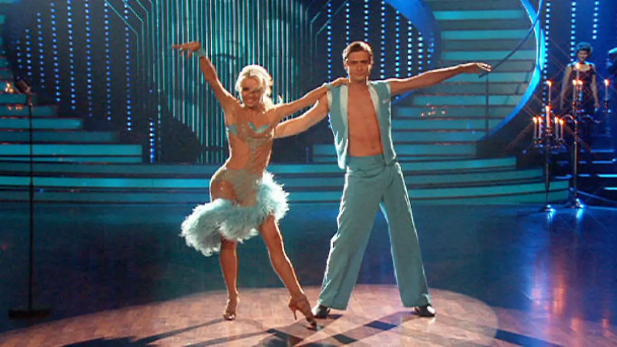 Jörn Schlönvoigt tanzt die Rumba Let’s Dance: 6. Liveshow