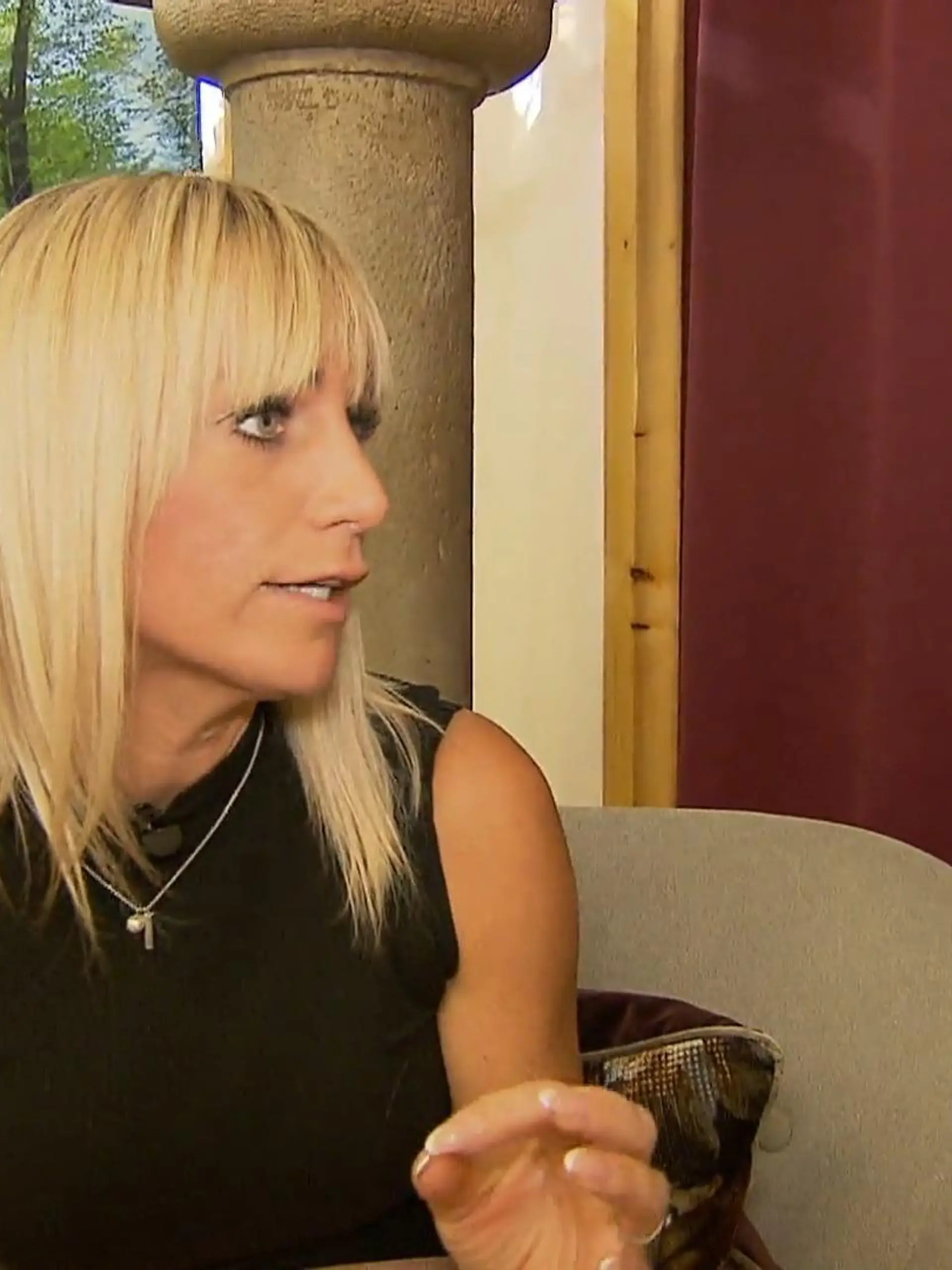 Bild zu: "Braut Andrea liebt Spitze"