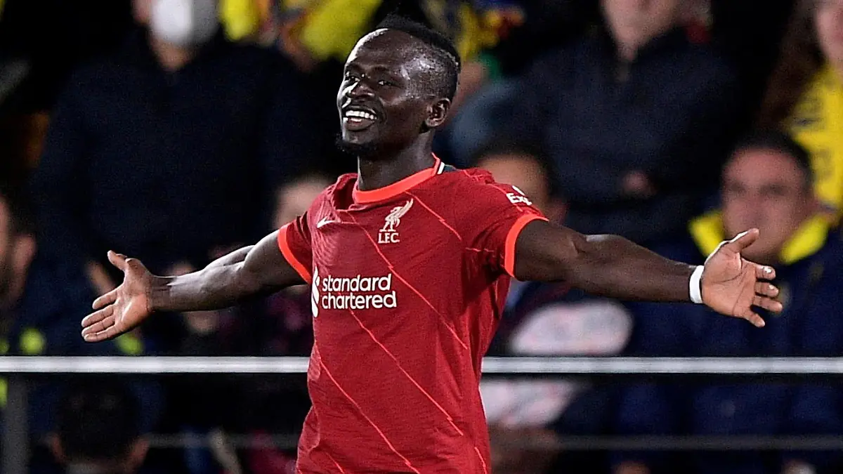 FILE PHOTO: Soccer Football - Champions League - Semi Final - Second Leg - Villarreal v Liverpool - Estadio de la Ceramica, Villarreal, Spain - May 3, 2022 Liverpool's Sadio Mane celebrates scoring their third goal REUTERS/Pablo Morano/File Photo
