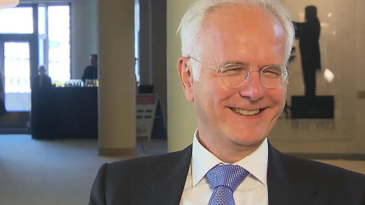 Harald Schmidts Corona-Sprüche irritieren Talkmaster löst Diskussion aus