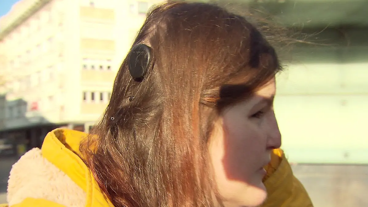 Cochlea-Implantat von Helena O.