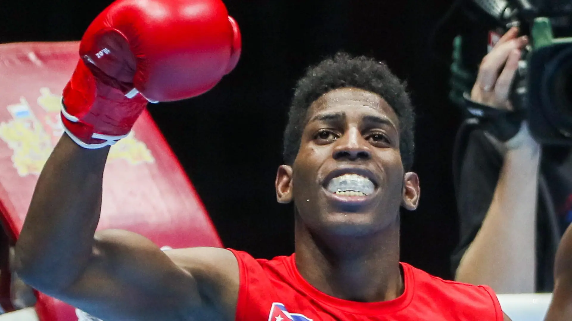 YEKATERINBURG, RUSSIA - SEPTEMBER 21, 2019: Cuba s Andy Cruz Gomez celebrates as he wins the 57-63kg final bout against Keyshawn Davis of the US not in picture at the 20th AIBA World Boxing Championships at the Ekaterinburg-EXPO International Exhibition Center. Donat Sorokin/TASS PUBLICATIONxINxGERxAUTxONLY TS0BBE51