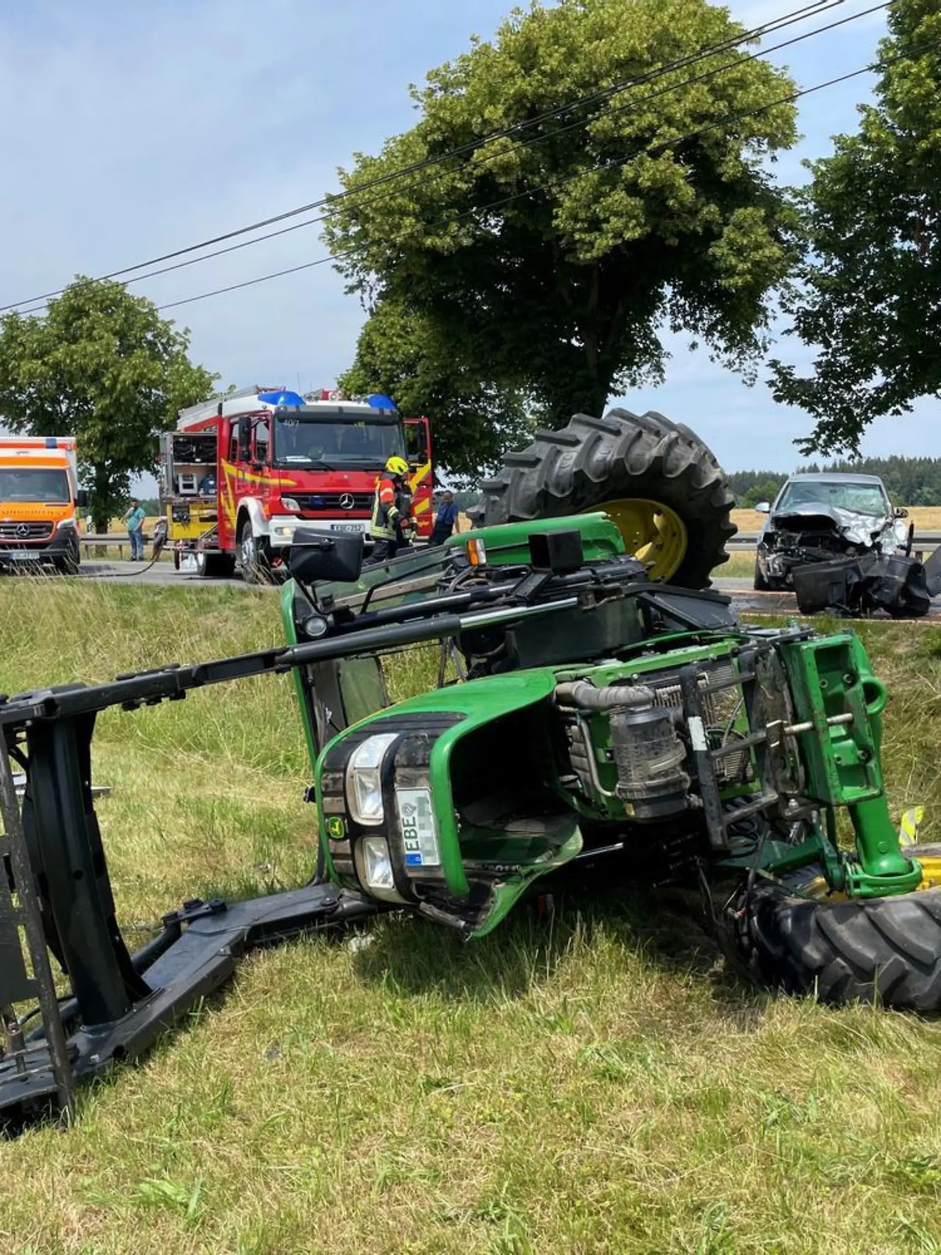 Der Fahrer dieses Traktors kam ums Leben.