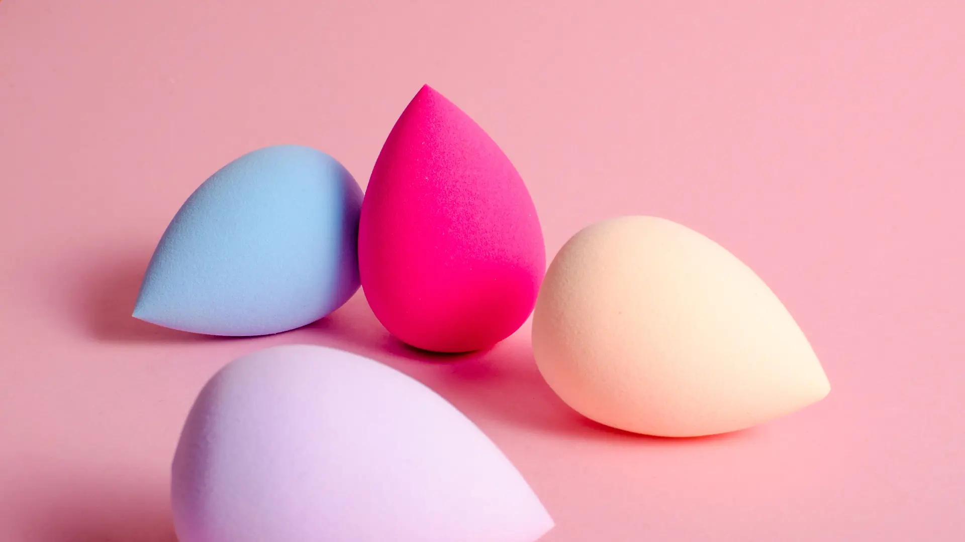 makeup sponge blender colored on pink background. Makeup tool for applying and blending products . High quality photo. Copy text photo xkwx concealer, shot, Copy, space, text, sponges, Make up, tool, applying, blending, foundation, applicator, background, base, beauty, blender, clean, accessories, cosmetic, make-up, makeup, glamour, professional, visage, sponge, care, egg, face, female, product, facial, brush, powder, decorative, cosmetics, skin, tools, cream, beauty blender, beauty sponge, beautyblender, make up application, pink beauty blender, puff sponge, application, blusher