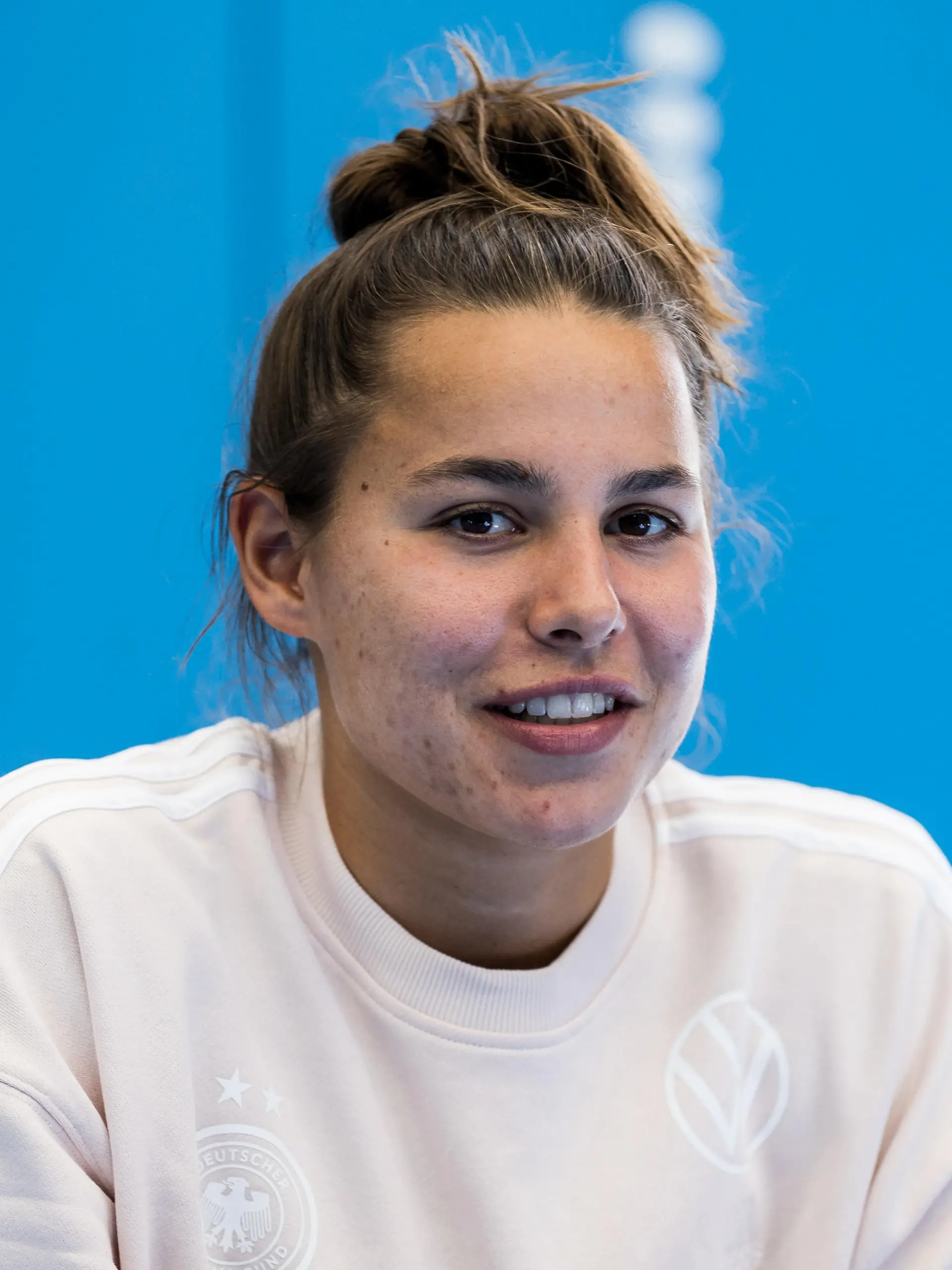 Lena Oberdorf (Deutschland, #6) im Interview Interviews DFB Frauen, Herzogenaurach, adidas Homeground