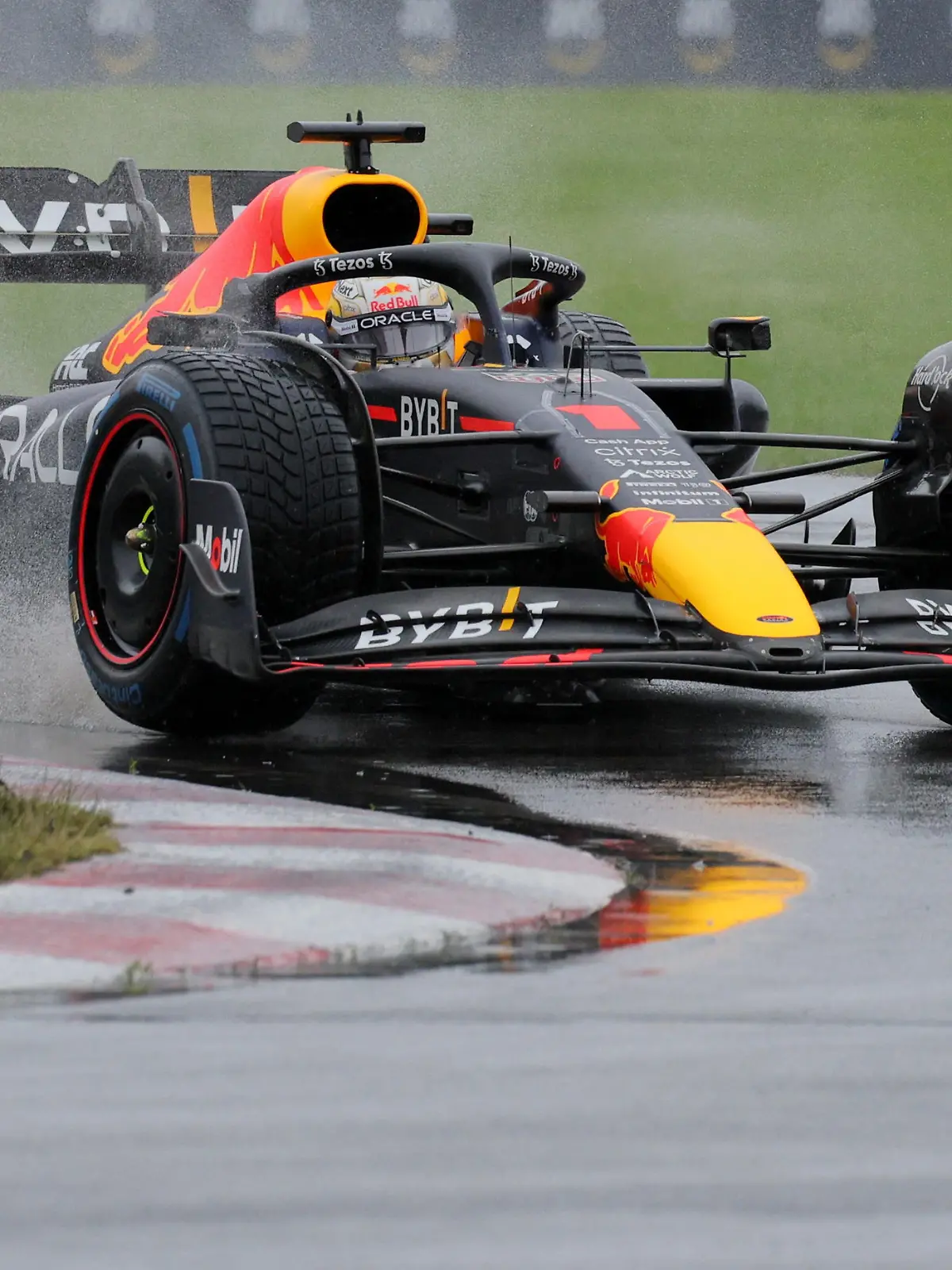 Formula One F1 - Canadian Grand Prix - Circuit Gilles Villeneuve, Montreal, Canada - June 18, 2022 Red Bull's Max Verstappen during practice REUTERS/Christinne Muschi