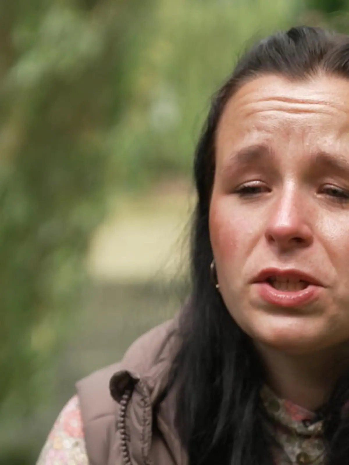 Wie ist es in einem Haus zu Leben das man vom Ehemann geerbt hat - und in dem dessen Ex qualvoll zu Tode gekommen ist? Diese Situation muss Laura nun für sich klären.