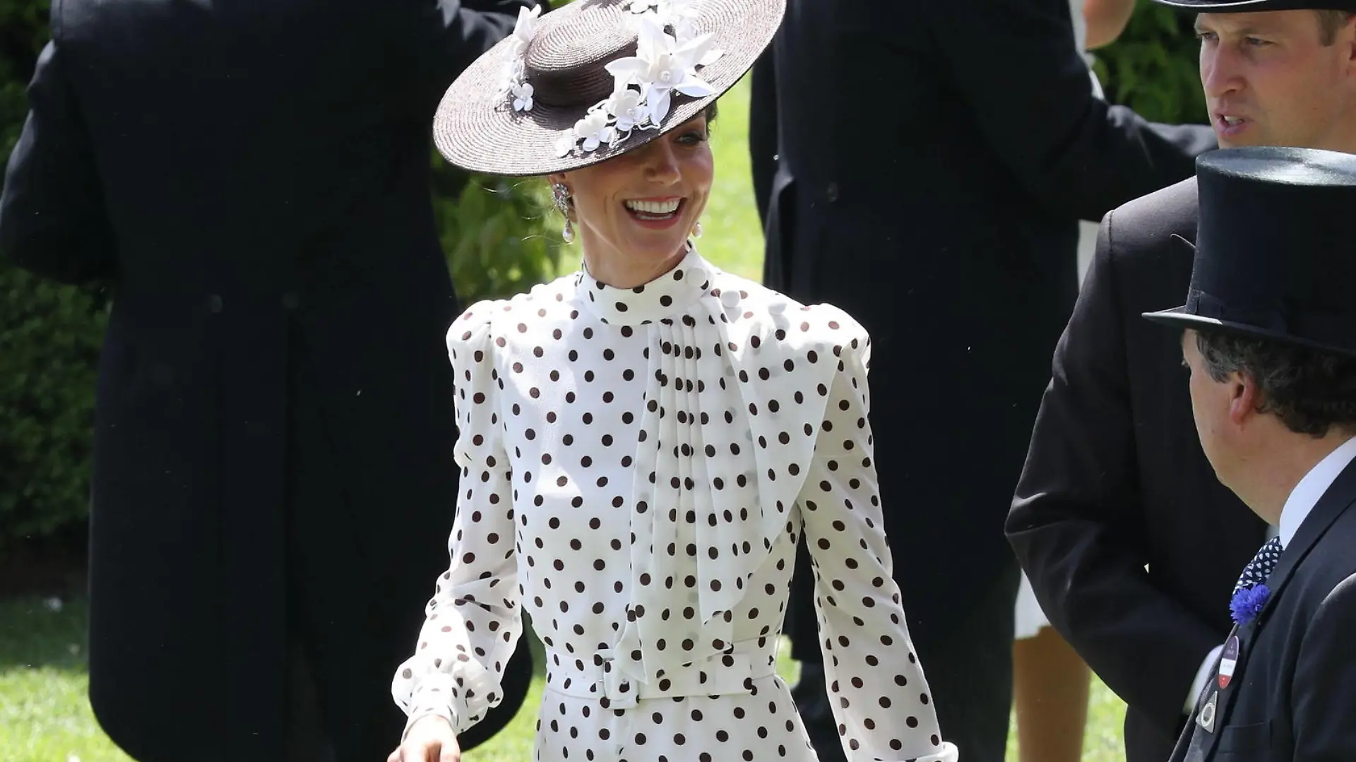  . 17/06/2022. Ascot , United Kingdom. Prince William and Kate Middleton , the Duke and Duchess of Cambridge, on day four of Royal Ascot , United Kingdom. PUBLICATIONxINxGERxSUIxAUTxHUNxONLY xStephenxLockx/xi-Imagesx IIM-23526-0050