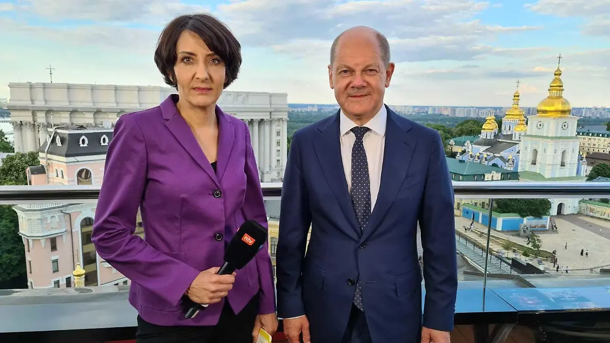 Kavita Sharma und Olaf Scholz