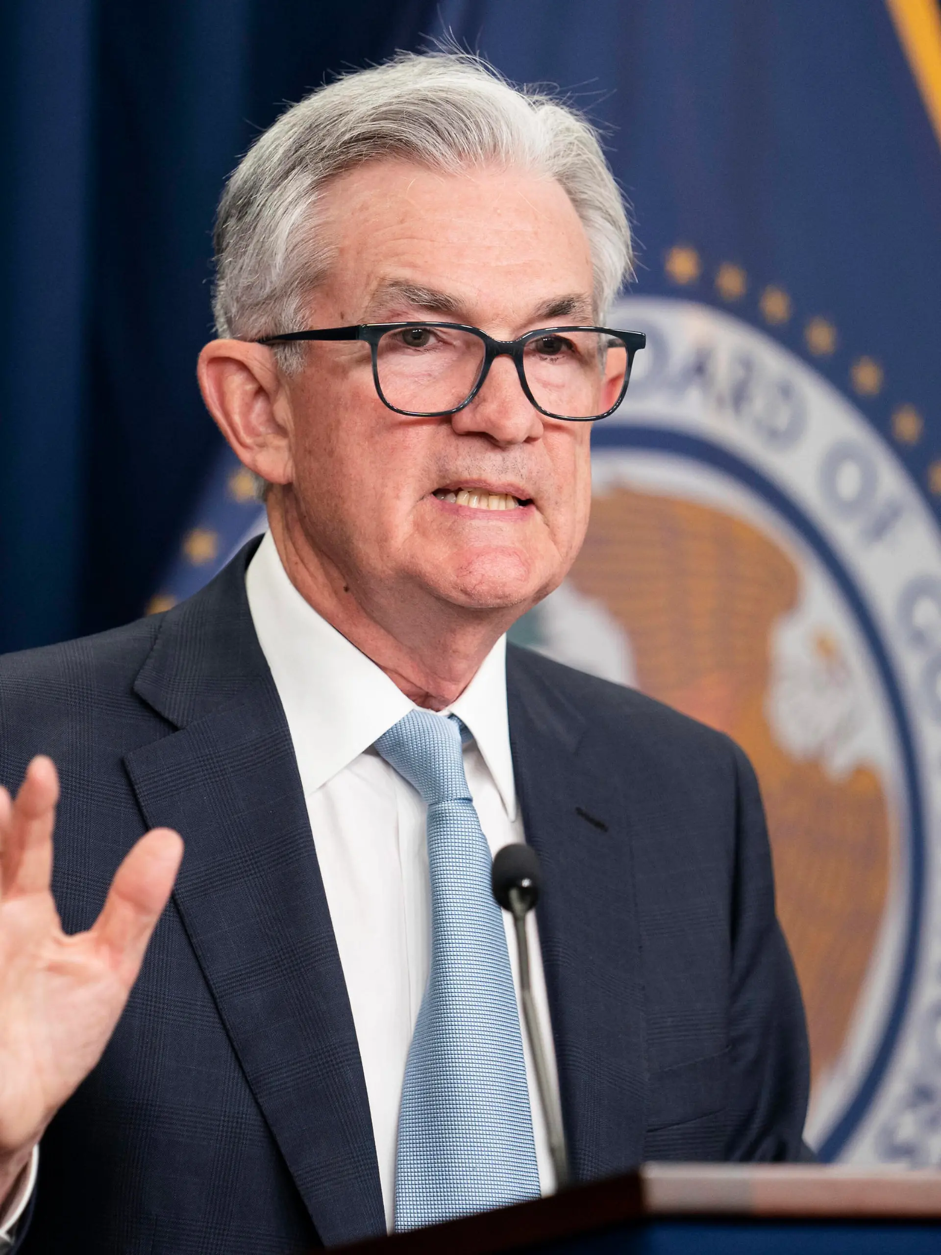 220615 -- WASHINGTON, June 15, 2022 -- U.S. Federal Reserve Chair Jerome Powell attends a press conference in Washington, D.C., the United States, on June 15, 2022. The U.S. Federal Reserve on Wednesday raised its benchmark interest rate by 75 basis points, marking the sharpest rate hike since 1994, as reports in recent days indicated inflation showed no clear sign of easing.  U.S.-WASHINGTON, D.C.-FED-BENCHMARK INTEREST RATE-RAISING LiuxJie PUBLICATIONxNOTxINxCHN 
