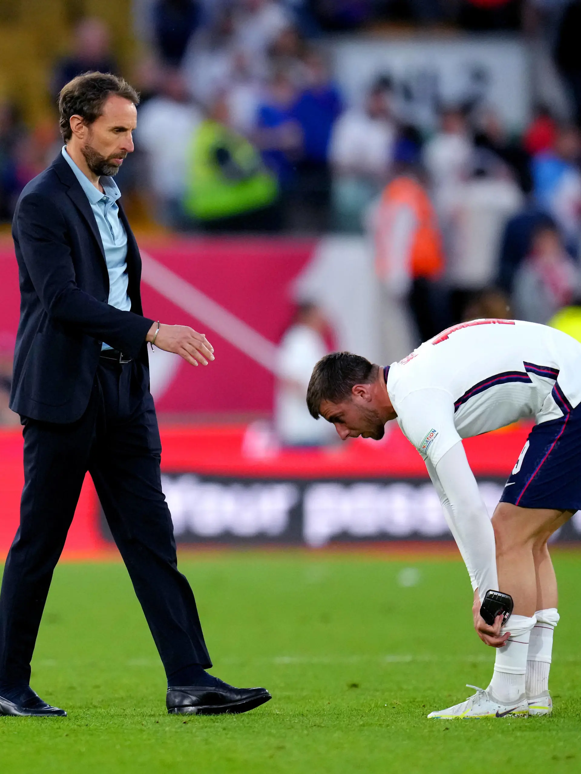  England v Hungary - UEFA Nations League - Group 3 - Molineux Stadium England s Gareth Southgate left and Mason Mount at the end of the UEFA Nations League match at the Molineux Stadium, Wolverhampton. Picture date: Tuesday June 14, 2022. Use subject to FA restrictions. Editorial use only. Commercial use only with prior written consent of the FA. No editing except cropping. PUBLICATIONxNOTxINxUKxIRL Copyright: xNickxPottsx 67434302