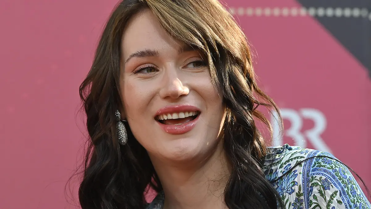 Gloria-Sophie Burkandt (Tochter von Markus Soeder), Einzelbild,angeschnittenes Einzelmotiv,Portraet,Portrait,Portr?t. Roter Teppich,Red Carpet,Bayerischer Filmpreis 2023 am 16.06.2023 im Prinzregententheater in Muenchen. ?