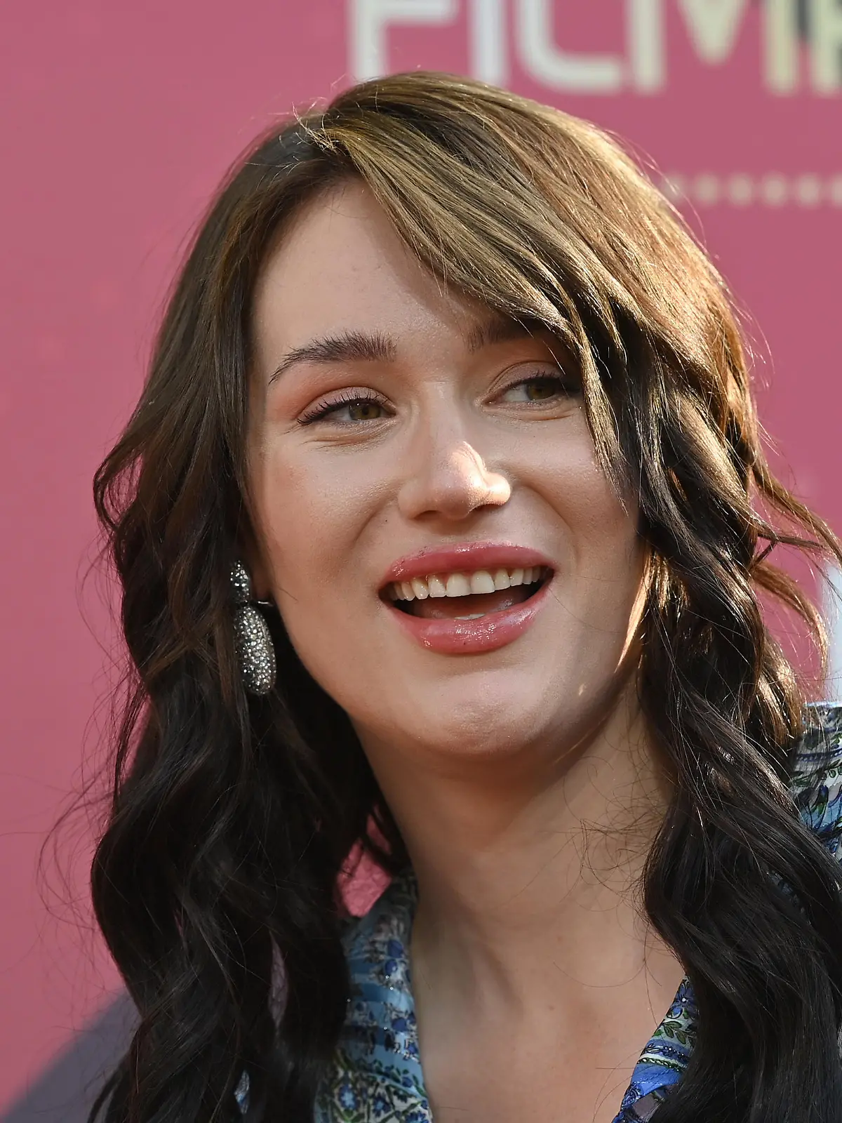Gloria-Sophie Burkandt (Tochter von Markus Soeder), Einzelbild,angeschnittenes Einzelmotiv,Portraet,Portrait,Portr?t. Roter Teppich,Red Carpet,Bayerischer Filmpreis 2023 am 16.06.2023 im Prinzregententheater in Muenchen. ?