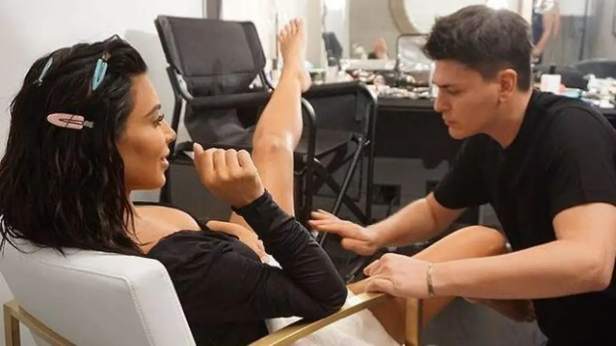 Kim Kardashian und ihr Visagist Mario Dedivanovic