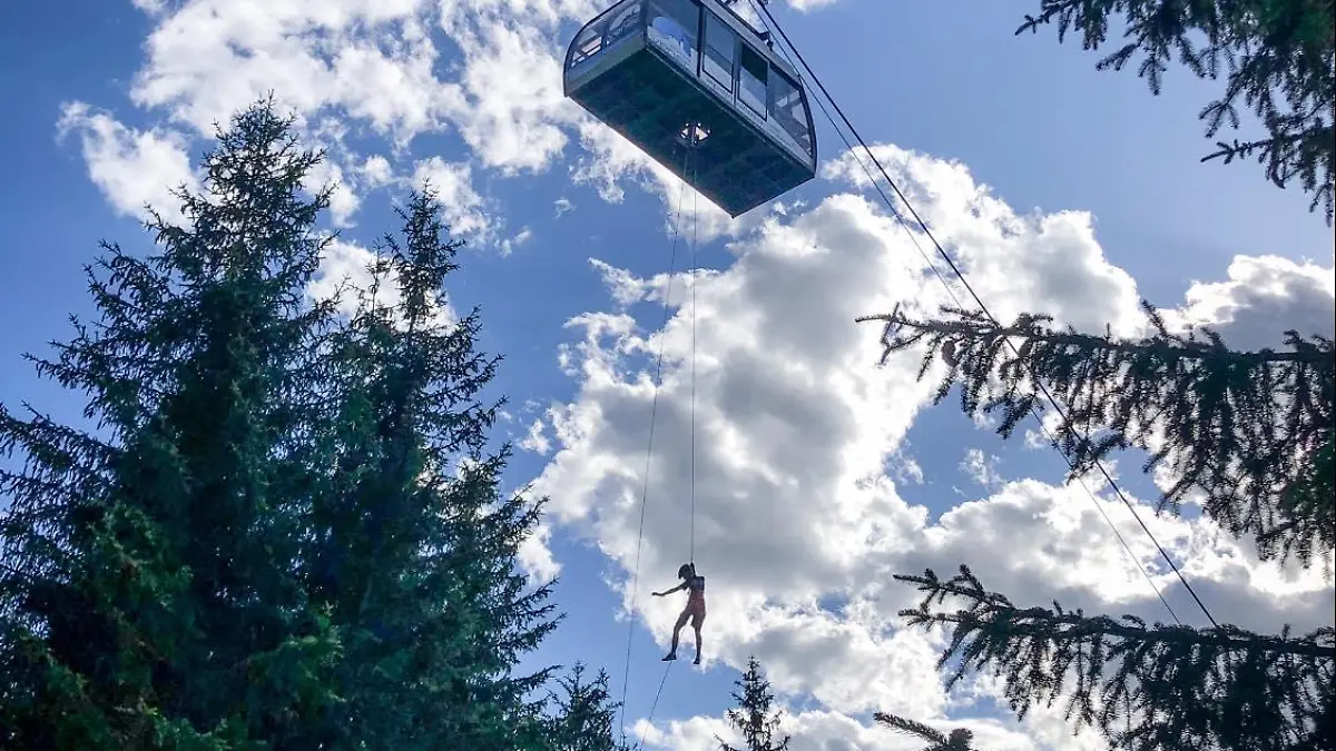 17 Menschen mussten in Zams (Landeck) in Österreich aus einer Gondel gerettet werden.