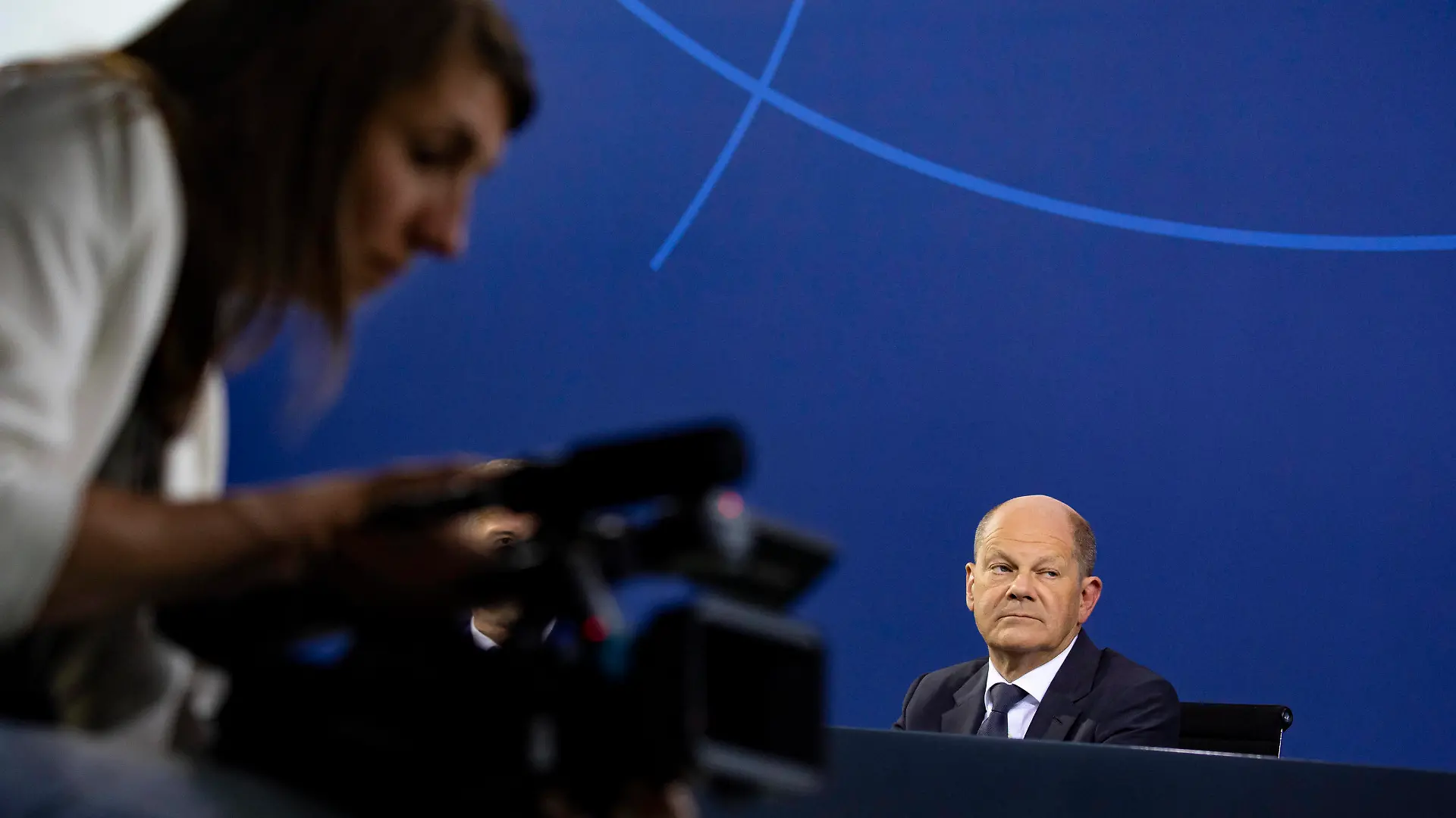 Chancellor Scholz Meets Foreign Press Association in Berlin German Chancellor Olaf Scholz is pictured during a meeting with the Foreign Press Association VAP at the Chancellery in Berlin, Germany on June 8, 2022. Berlin Berlin Germany PUBLICATIONxNOTxINxFRA Copyright: xEmmanuelexContinix originalFilename: contini-chancell220608_npt9S.jpg