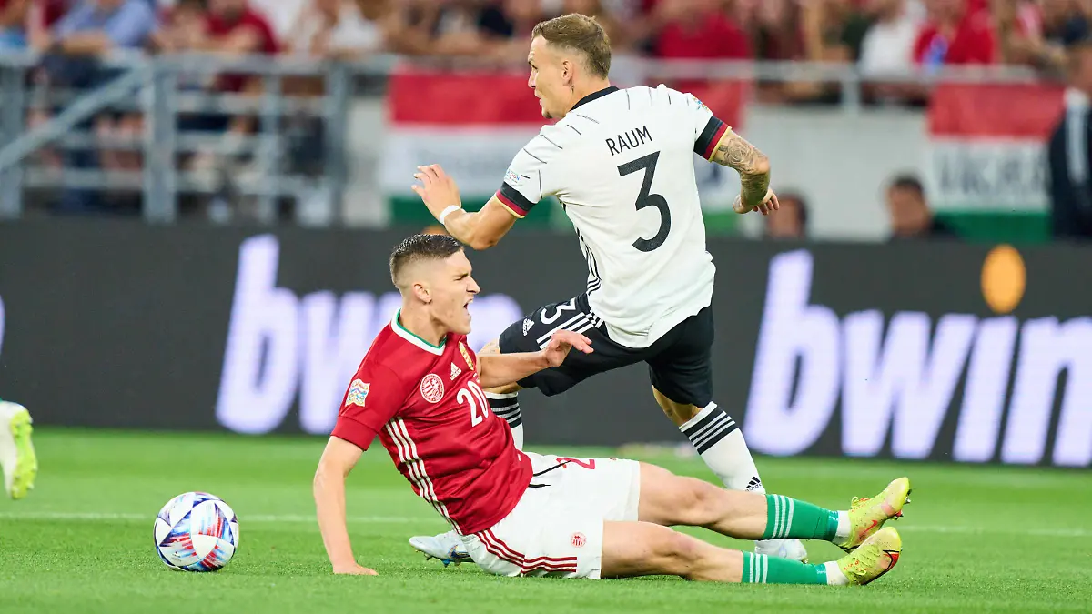 David Raum, DFB 3 compete for the ball, tackling, duel, header, zweikampf, action, fight against Roland Sallai, HUN 20 in the UEFA Nations League 2022 match HUNGARY - GERMANY in Season 2022/2023 on Juni 11, 2022 in Budapest, Hungary.