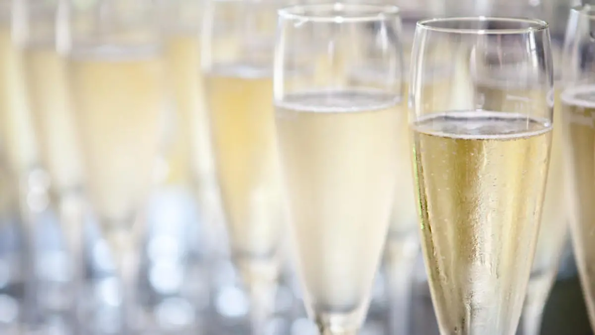 sekt sektempfang glas Fotolia 27279749 S.jpg
