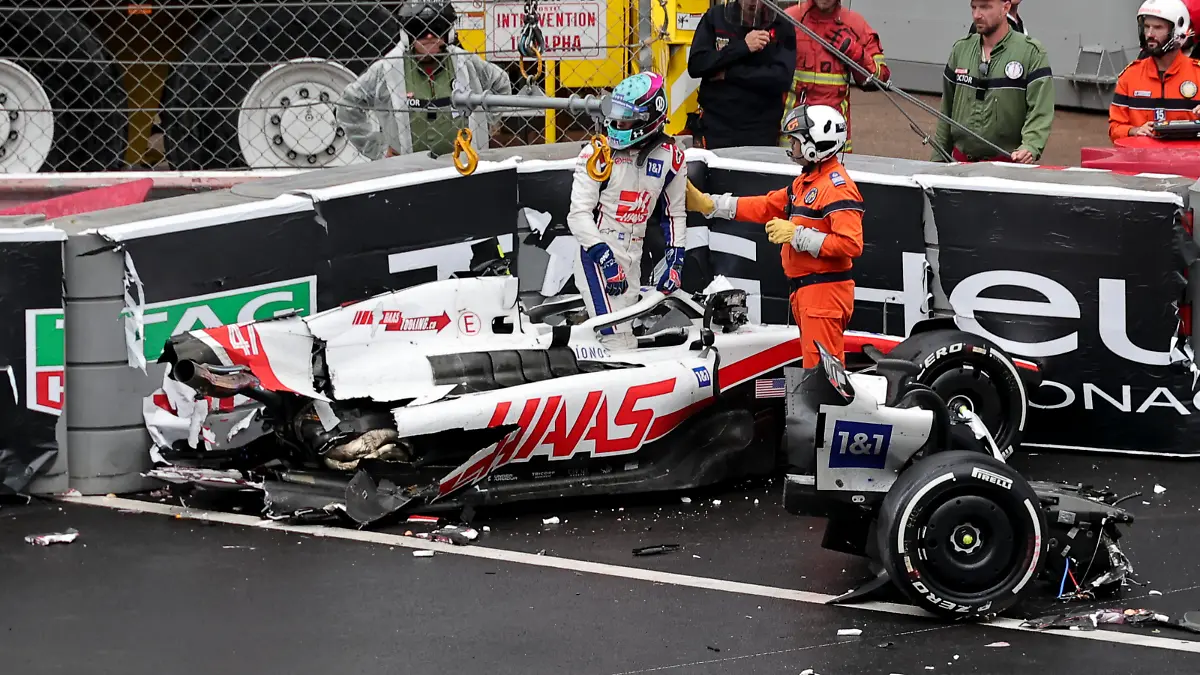crash, accident, 47 SCHUMACHER Mick ger, Haas F1 Team VF-22 Ferrari, action during the Formula 1 Grand Prix de Monaco 2022, 7th round of the 2022 FIA Formula One World Championship, WM, Weltmeisterschaft on the Circuit de Monaco, from May 27 to 29, 2022 in Monte-Carlo, Monaco - F1 - MONACO GRAND PRIX 2022 - Race DPPI/Panoramic PUBLICATIONxNOTxINxFRAxITAxBEL 0012201908131
