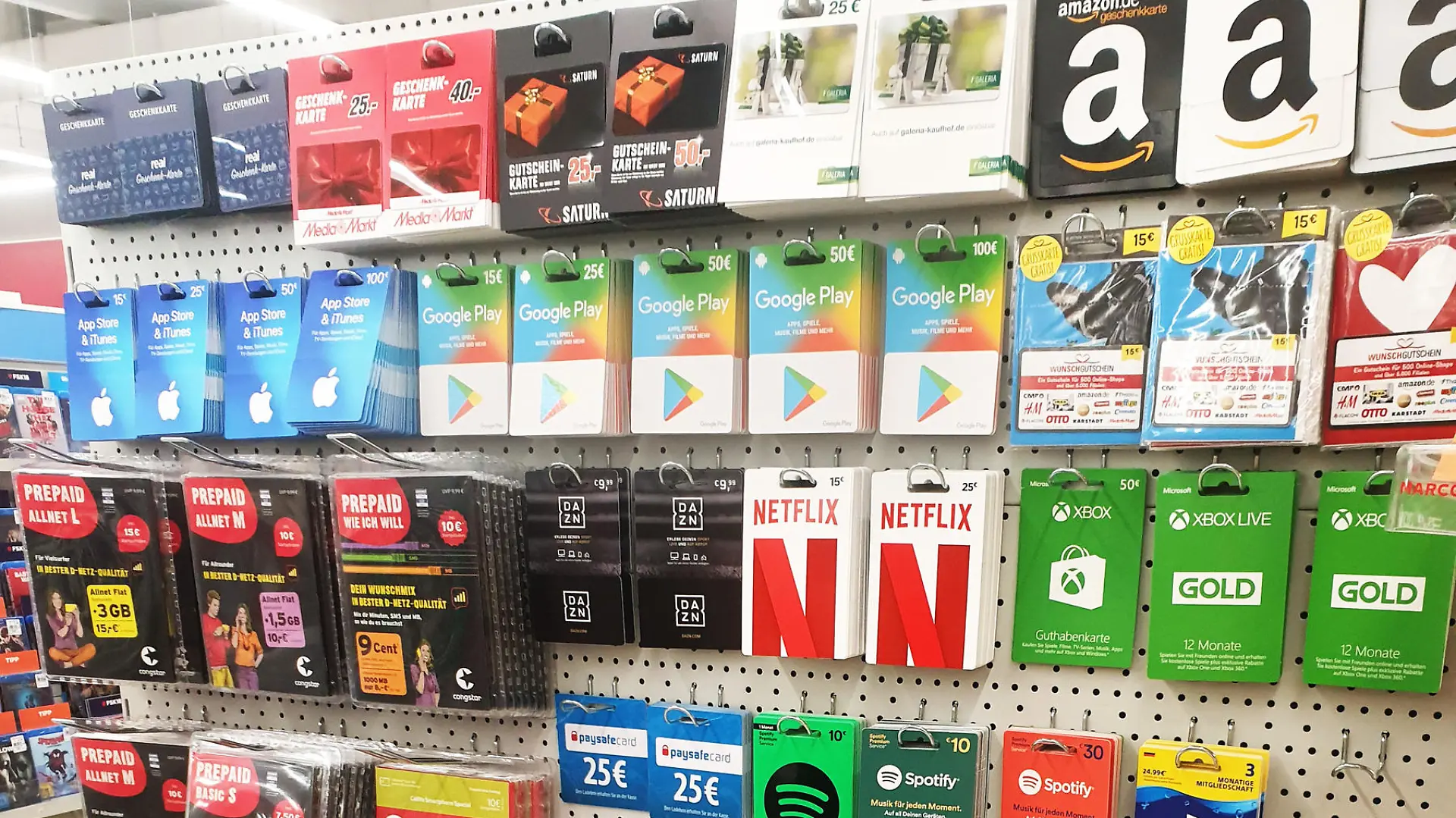 Geschenk- und Guthabenkarten, Deutschland | giftcards and prepaid cards, Germany