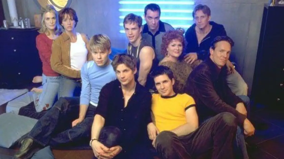 v.l.: Thea Gill, Michelle Clunie, Randy Harrison, Gale Harold, Peter Paige, Scott Lowell, Sharon Gless, Hal Sparks, Jack Wetherall, Robert Gant
Die Verwendung des sendungsbezogenen Materials ist nur mit dem Hinweis und Verlinkung auf RTL+ gestattet.