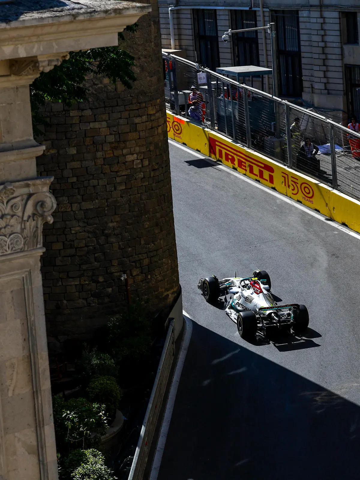  44 Lewis Hamilton GBR, Mercedes-AMG Petronas F1 Team, F1 Grand Prix of Azerbaijan at Baku City Circuit on June 10, 2022 in Baku, Azerbaijan. Photo by HOCH ZWEI Baku Azerbaijan *** 44 Lewis Hamilton GBR, Mercedes AMG Petronas F1 Team , F1 Grand Prix of Azerbaijan at Baku City Circuit on June 10, 2022 in Baku, Azerbaijan Photo by HOCH ZWEI Baku Azerbaijan