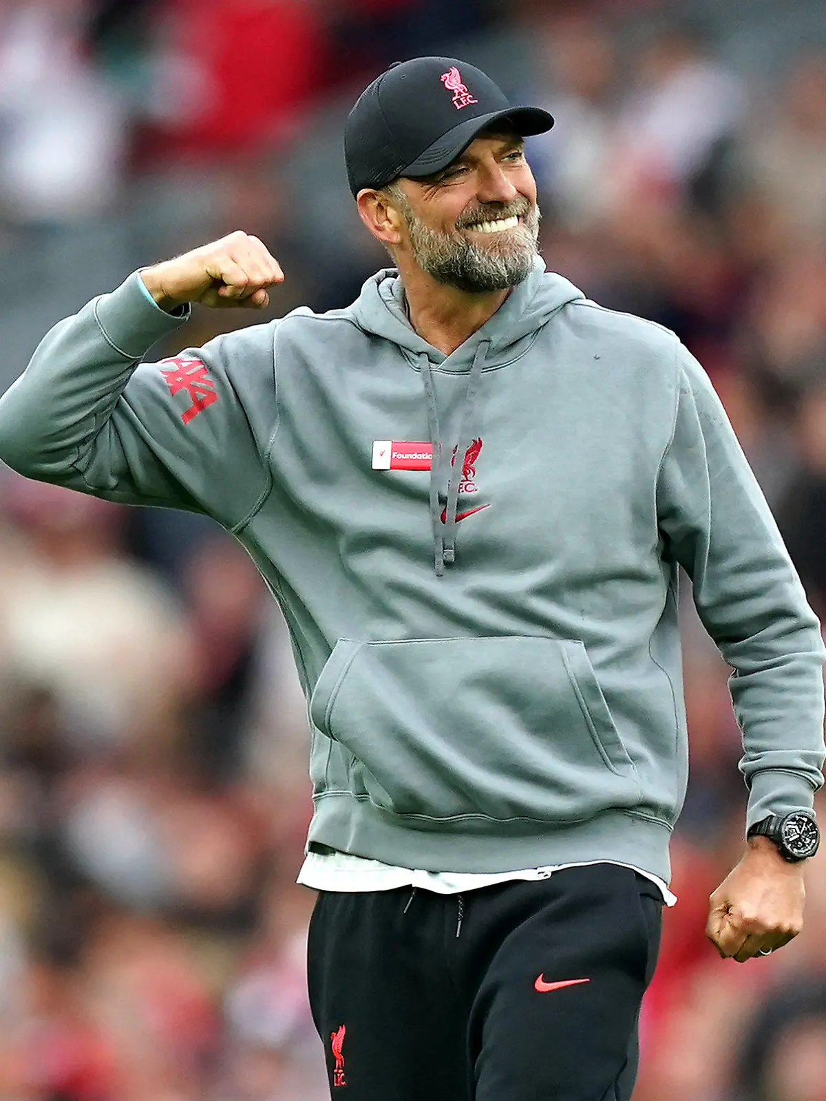 ARCHIV - 06.05.2023, Großbritannien, Liverpool: Fußball: Premier League, England, 35. Spieltag, FC Liverpool - FC Brentford. Jürgen Klopp, Trainer des FC Liverpool, jubelt nach dem Spiel.  Jürgen Klopp bestreitet mit dem FC Liverpool ein Testspiel gegen Darmstadt. (zu dpa: «Bundesliga-Generalprobe gegen Klopp: Darmstadt reist nach England») Foto: Mike Egerton/PA Wire/dpa +++ dpa-Bildfunk +++