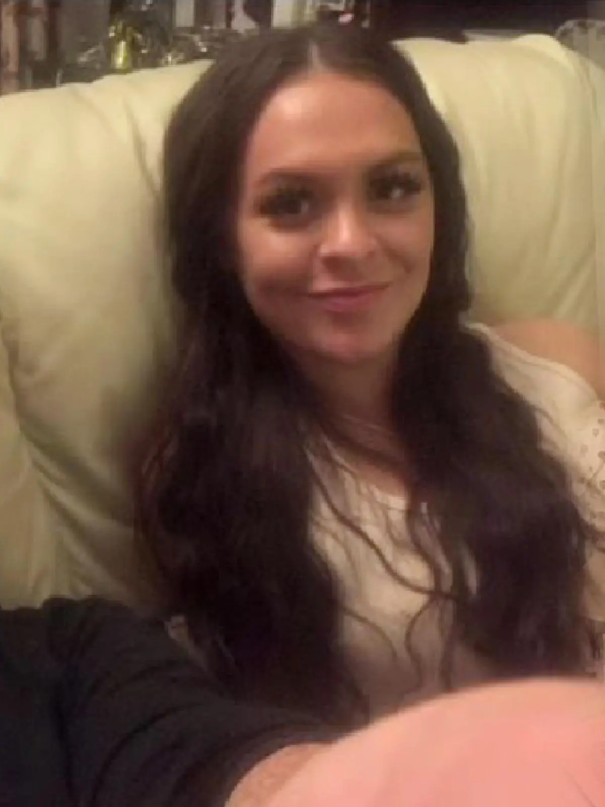 Elise Jones und ihr Vater Colm Verdon bei ihrem ersten Treffen in Irland.