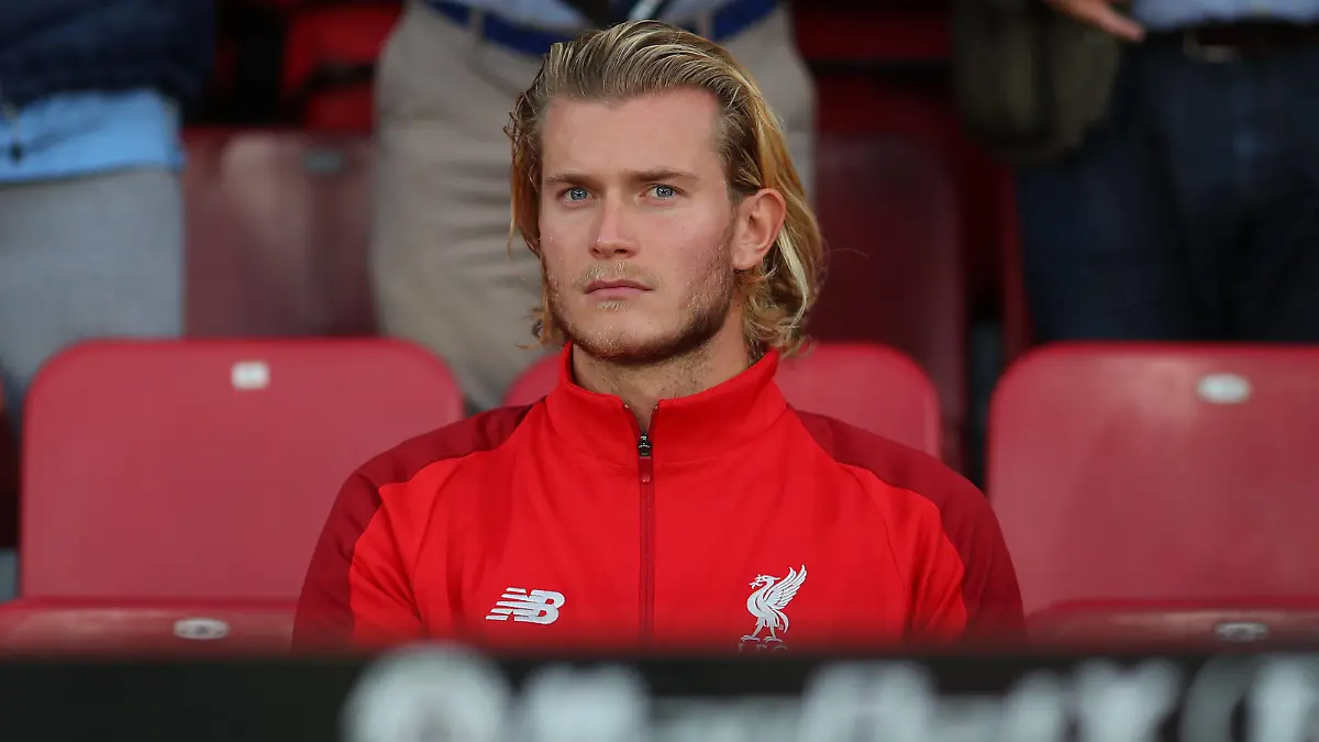 Mandatory Credit: Photo by Richard Calver/Shutterstock 9792726q Loris Karius of Liverpool watches from the stand - Crystal Palace v Liverpool, Premier League, Selhurst Park, London Selhurst - 20th August 2018 Crystal Palace v Liverpool, Premier League, Football, Selhurst Park, London, UK - 20 Aug 2018 EDITORIAL USE ONLY No use with unauthorised audio, video, data, fixture lists outside the EU, club/league logos or live services. Online in-match use limited to 45 images 15 in extra time. No use to emulate moving images. No use in betting, games or single club/league/player publications/services. Crystal Palace v Liverpool, Premier League, Football, Selhurst Park, London, UK - 20 Aug 2018 EDITORIAL USE ONLY No use with unauthorised audio, video, data, fixture lists outside the EU, club/league logos or live services. Online in-match use limited to 45 images 15 in extra time. No use to emulate moving images. No use in betting, games or PUBLICATIONxINxGERxSUIxAUTXHUNxGRExMLTxCYPxROMxBULxUAExKSAxONLY Copyright: xRichardxCalver/Shutterstockx 9792726q