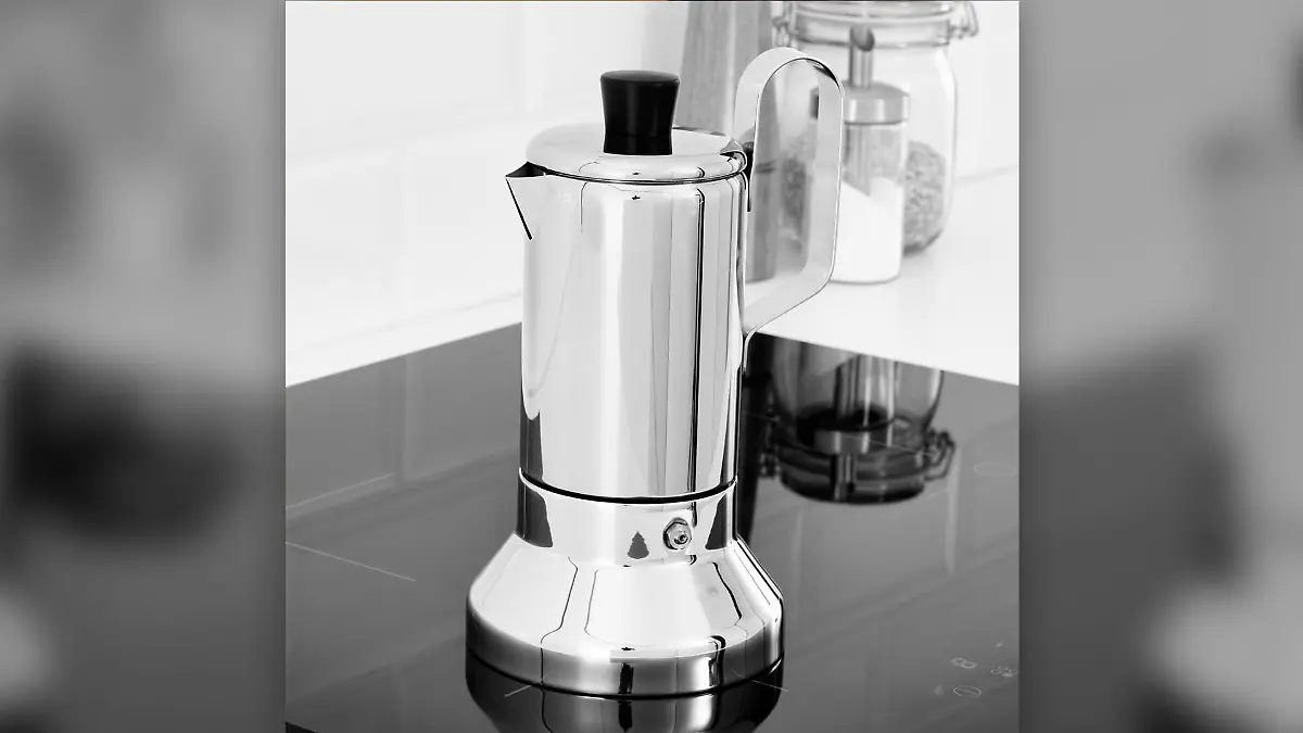 Der Espressokocher Mettalisk von Ikea kann wegen eines defekten Sicherheitsventils beim Kochen platzen.