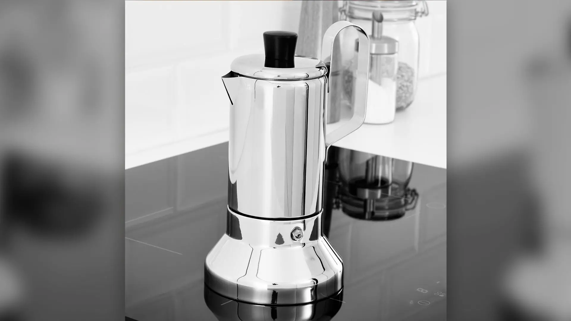 Der Espressokocher Mettalisk von Ikea kann wegen eines defekten Sicherheitsventils beim Kochen platzen.