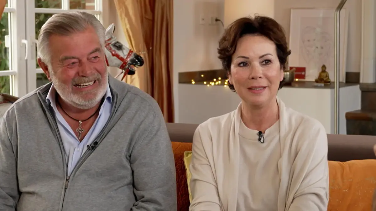 Harry Wjinvoord und Ehefrau Iris erzählen uns im RTL-Interview ihre Kennenlerngeschichte. Alles begann vor drei Jahren in einer Kölner Kneipe.