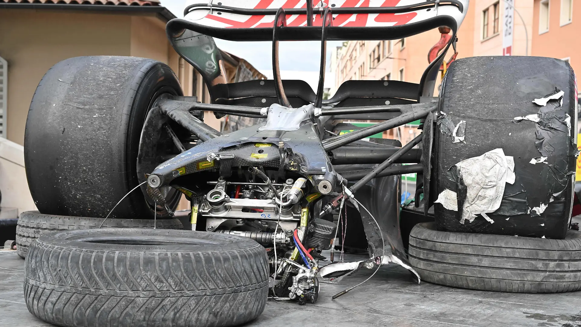 crash, accident, 47 SCHUMACHER Mick ger, Haas F1 Team VF-22 Ferrari, action during the Formula 1 Grand Prix de Monaco 2022, 7th round of the 2022 FIA Formula One World Championship, WM, Weltmeisterschaft on the Circuit de Monaco, from May 27 to 29, 2022 in Monte-Carlo, Monaco - F1 - MONACO GRAND PRIX 2022 - Race DPPI/Panoramic PUBLICATIONxNOTxINxFRAxITAxBEL 00122019_29-05-2022-MCO-4095-PVE