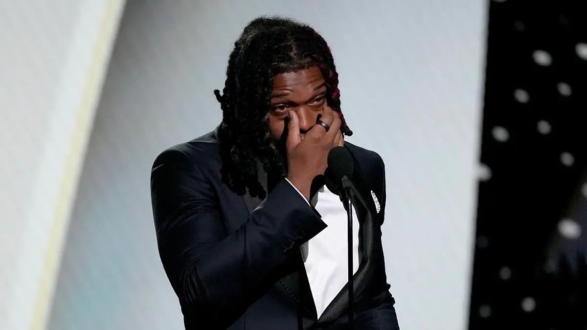 Professional NFL player Damar Hamlin of the Buffalo Bills presents the Pat Tillman award for service at the ESPY awards on Wednesday, July 12, 2023, at the Dolby Theatre in Los Angeles. (AP Photo/Mark Terrill)