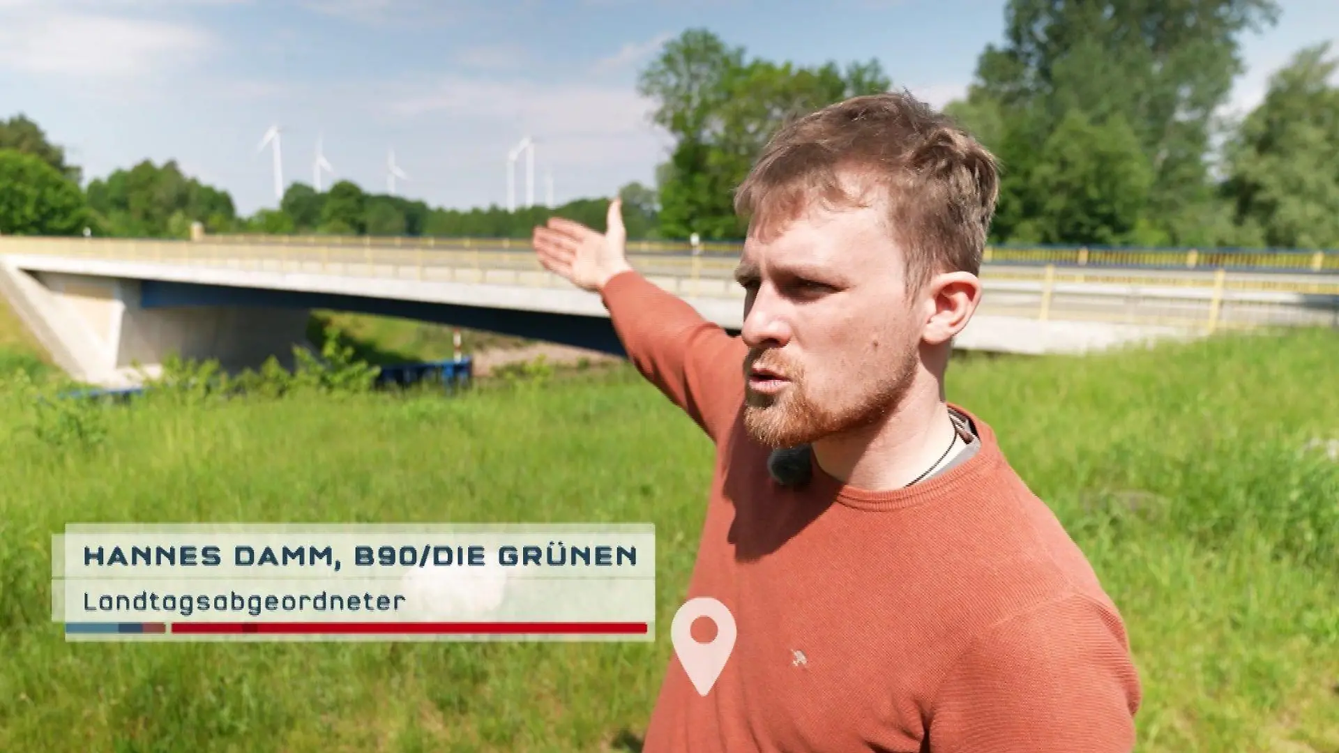 Hannes Damm ist Abgeordneter bei den Grünen im Schweriner Landtag und setzt sich für mehr Windkraft ein.