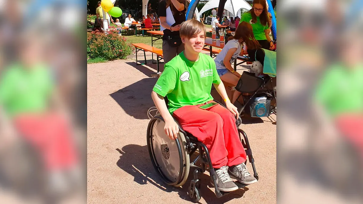 Felix Lindtner im Rollstuhl
