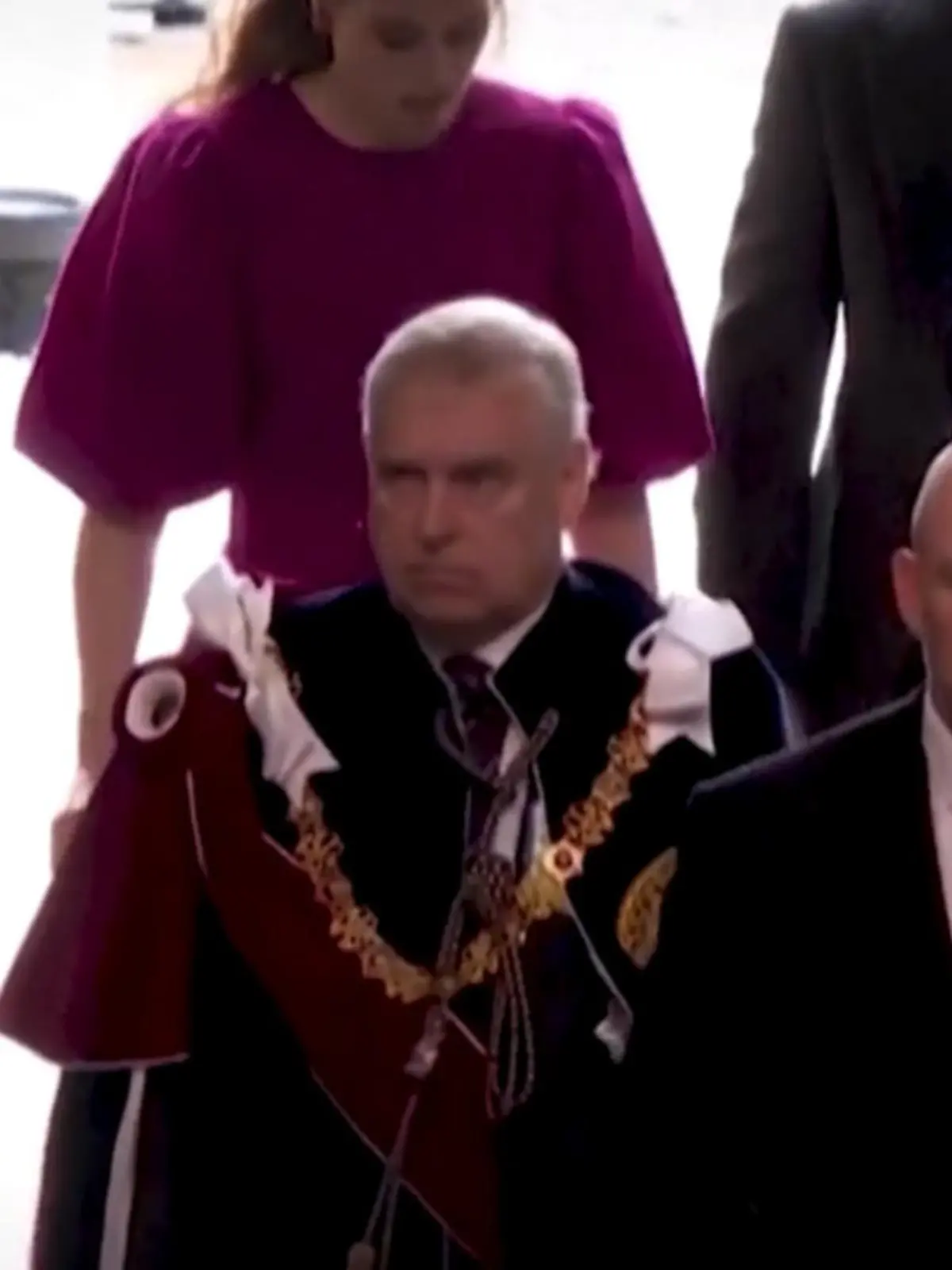 Bild zu: "Was macht das mit Skandal-Prinz Andrew?"