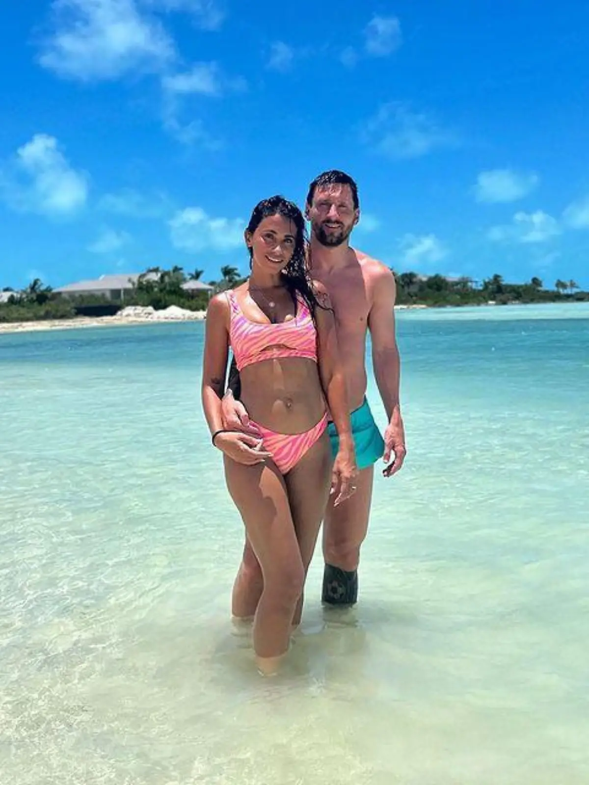 Lionel Messi und seine Frau Antonella Roccuzzo teilen Schnapschuss aus dem Urlaub.