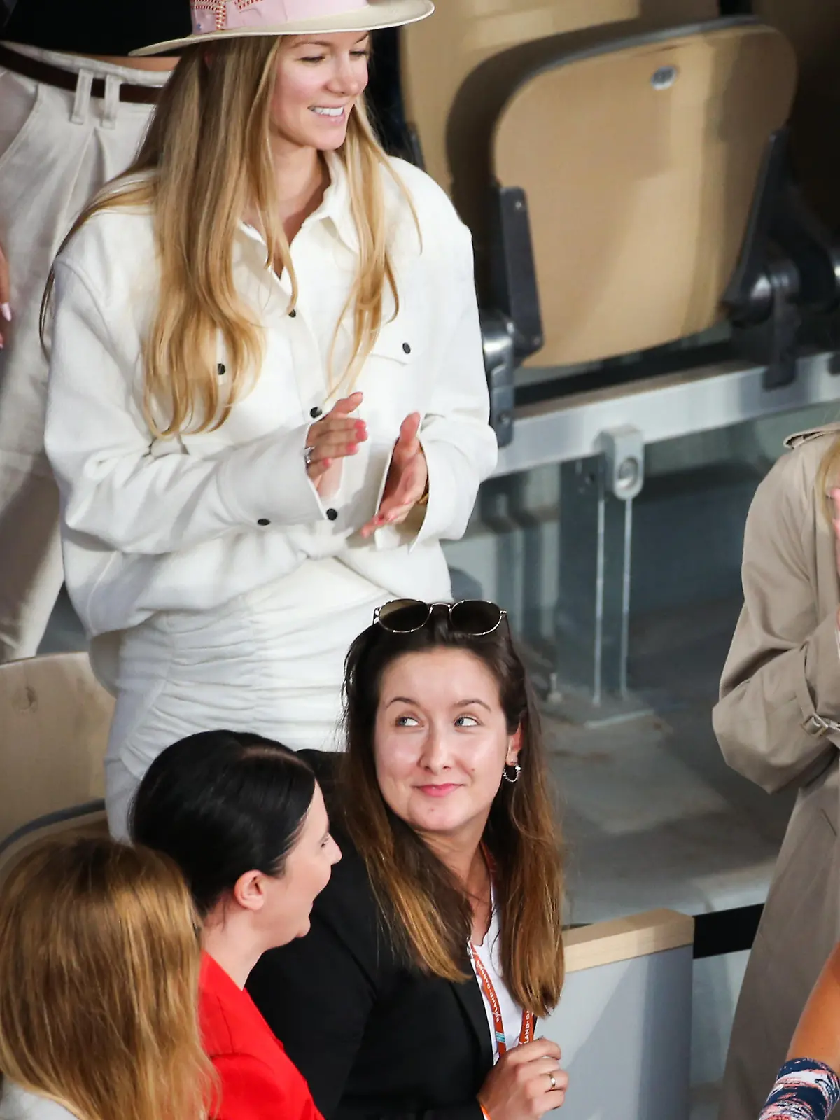 The football player Robert Lewandowski greeting Iga Swiatek after her win against Coco Gauff on Philipe Chatrier court in the 2022 French Open women's final. (Photo by Ibrahim Ezzat/NurPhoto)