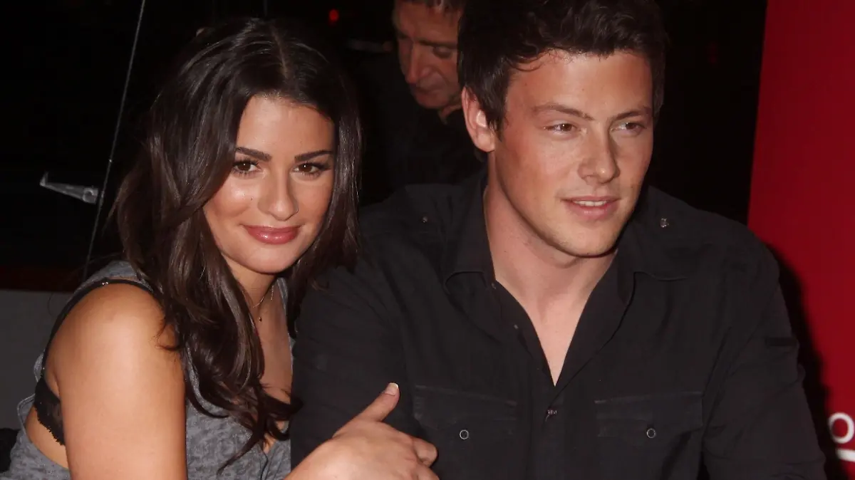 Nov 03, 2009 - New York, New York, USA - 'Glee' cast members LEA MICHELE and CORY MONTEITH attend the Borders signing of the soundtrack 'Glee: The Music, Vol. 1.' held at the Time Warner Center held Columbus Center